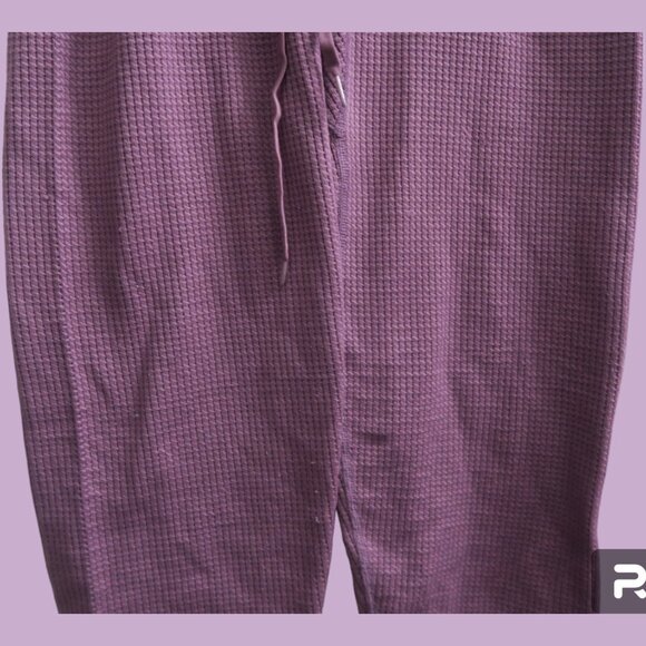 PINK Victoria's Secret active thermal workout leggings in purple size medium. - Picture 5 of 11